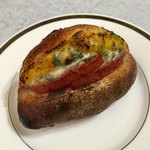 Pane Ho Maretta - ボロニアソーセージ×かぼちゃ×ゴルゴンゾーラのドッグ ￥330+税