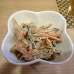 鳥すけ - ごぼうのｻﾗﾀﾞ?和え物?