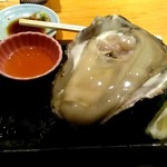 三寿司 - 大きな岩牡蠣