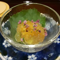 料理屋そうびき - 水ナス、北海道のバフンウニ、利尻コンブ出汁のジュレ