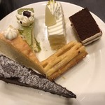 スーパーダイニング ヴェルデュール - 2018/7/11 ディナーで利用。
      料理の様子。