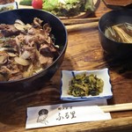 郷土料理 味の館 ふる里 - 料理写真:肉重
