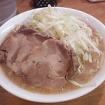 ラーメン　みのる - 豚らーめん（880円）