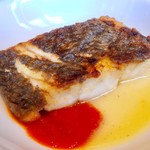 ＬＥ ＣＯＵＰＬＥ ＤＡＴＥ - ニベのポワレのアップ。皮が美味しい魚。