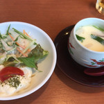 Sushi Daiwa - サラダと茶碗蒸し