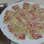 焼肉みなみ亭 - 上ねぎカルビ　ネギの下見えますか？上質カルビの霜降りが凄い❣️