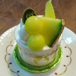 新宿高野 - Gateaux マスクメロン 928円（税込）