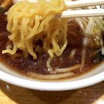 利尻らーめん味楽 新横浜ラーメン博物館店 - 中太ちぢれ！モチモチで麺とスープの旨味を感じられる