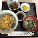 まるはち食堂 - うに丼