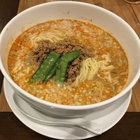個室中華 頤和園 溜池山王店 - 
