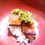 日本料理 藤井 - 蒸したご飯の上に鰻　