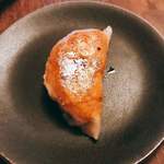 イチリン ハナレ - 大きな焼き餃子