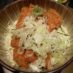 Shunsai Shubou Ichinoki - 塩とんかつ丼：ロース(900円)　※アップ