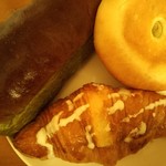 伽羅リエゾン - 抹茶小豆・枝豆おやき・ジャムクロワッサン