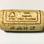 ＬＥ ＣＯＵＰＬＥ ＤＡＴＥ - コルク栓にも「FSC」のロゴが。