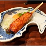 鳥田中 - 地鶏のつくね焼き卵そえ　350円