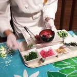 川崎日航ホテル カフェレストラン「ナトゥーラ」 - マグロのポキ丼