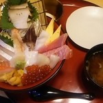 匠居酒屋 一心 村上本店 - 特上海鮮丼セット。(*^^*)