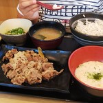 吉野家 - 子供が食べた 麦とろ牛皿御膳 並盛590円(2018.07/中旬)