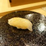 すし処 睦月 - 地物ひらめ