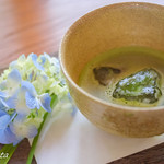 安寧 - 紫陽花と抹茶