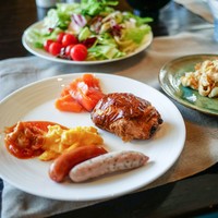 グスク - ベーコン、ソーセージなど。
