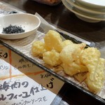 トリワイン ＰＩＫＯＳＨＨＨＵ - 鹿児島らっきょうベニエ衣揚げ