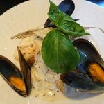 ステーキ・洋食のTANTO屋 - 鯛と魚介のポワレ　2018.7