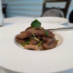 大班樓 The Chairman - 胡椒五香牛舌