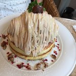 カフェ アクイーユ - モンブランパンケーキ（レギュラーサイズ）