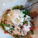 ビストロ椿 - 半熟卵のシーザーサラダ