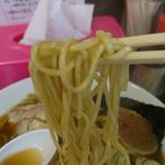 ラーメン 木曜日 - 麺アップ