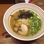 うま馬 - 源流博多ラーメン