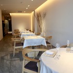 レミニセンス - モダンな落ち着いた雰囲気