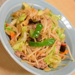 動坂食堂 - にんにくスタミナ野菜炒（６５０円）２０１８ねん７月