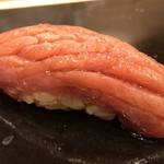 鮨桂太 - 背トロ剥がし