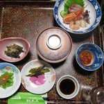 観光荘 - 夕食は二の膳まであります