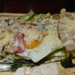 foresutoga-denyokohama - 焼きロメインチーズサラダ。