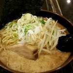 豚骨らーめん福徳 - マー油豚骨ラーメン６５０円+麺大盛り５０円!