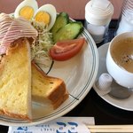 Michi No Eki Makino Ossakatouge - モーニングセット 550円。