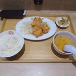 大阪王将 - 桜島鶏の油淋鶏とごはんセット