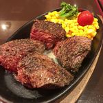ステーキ＆ハンバーグ専門店 肉の村山 - Texasステーキ  200g セット ¥1,900-(税別)
      【ライス・サラダ・スープ付】