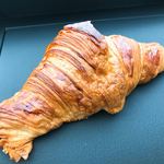 エグ・ヴィヴ - 【2018年06月】クロワッサン＠230円。