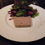 前菜：シャラン鴨と鴨あぐー豚のパテ