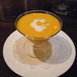 スープ：赤カボチャの冷製ポタージュ