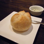 モワルーズ - パン、海藻入りバター