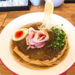 Mari iida - 【2018年06月】さっぱり冷たいラーメン＠880円、提供時。