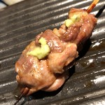 焼き鳥 とりら - 大振りな赤身！