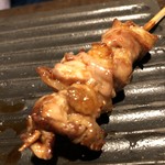 焼き鳥 とりら - 歯応え抜群なセセリ！