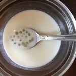 タイ料理アイヤラー - ココナッツミルクにタピオカ（ランチセット）